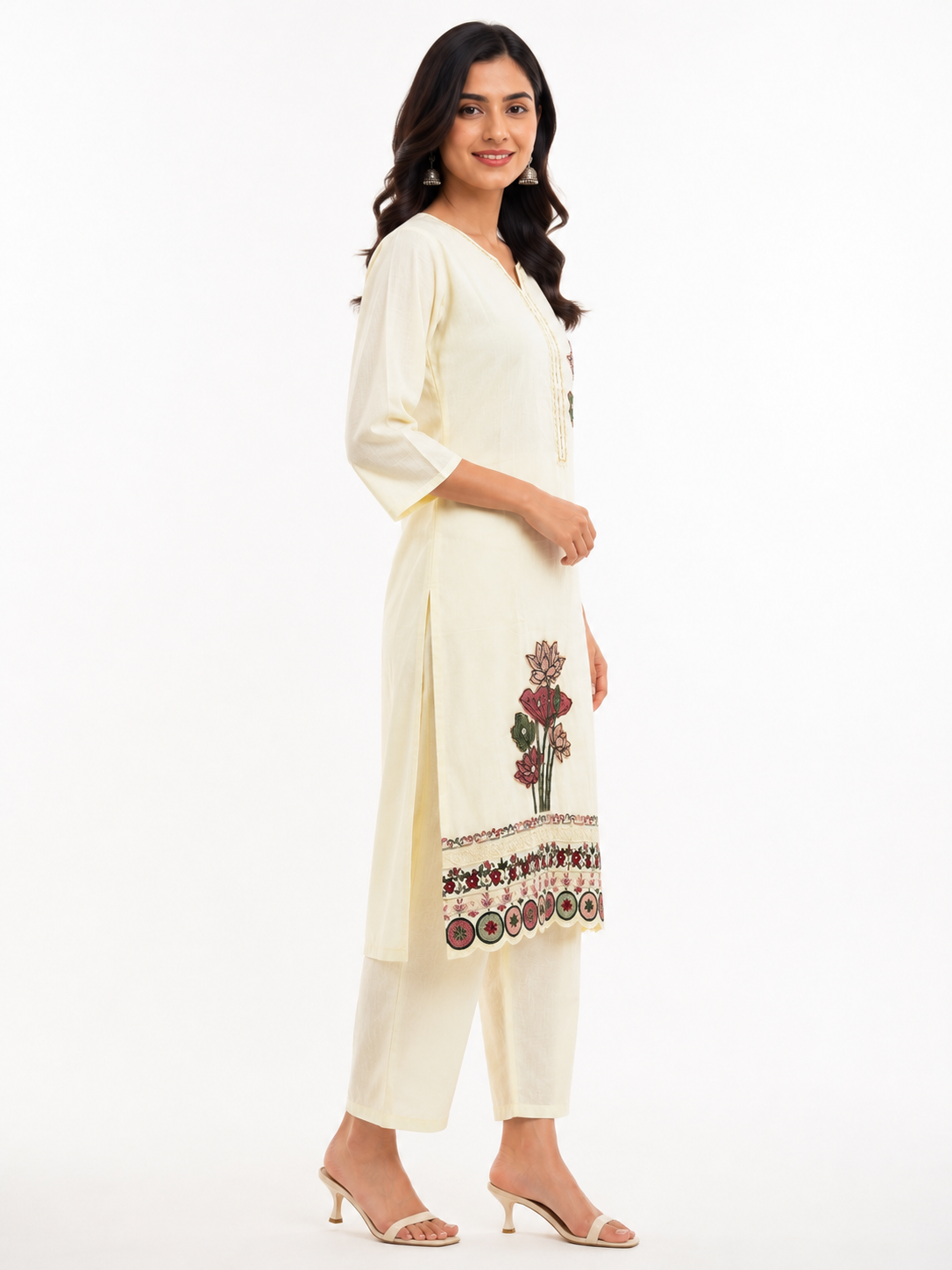 LIBA Women's Ivory Floral Embroidered Straight Kurti